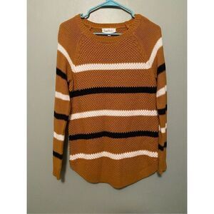 Cloud Chaser Cable Knit Crew Neck Sweater Size Large